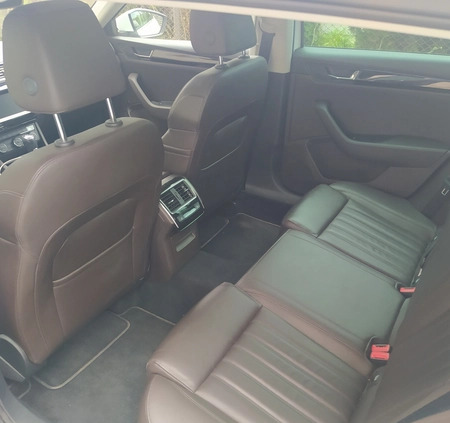 Skoda Superb cena 84000 przebieg: 189489, rok produkcji 2016 z Jedlina-Zdrój małe 29